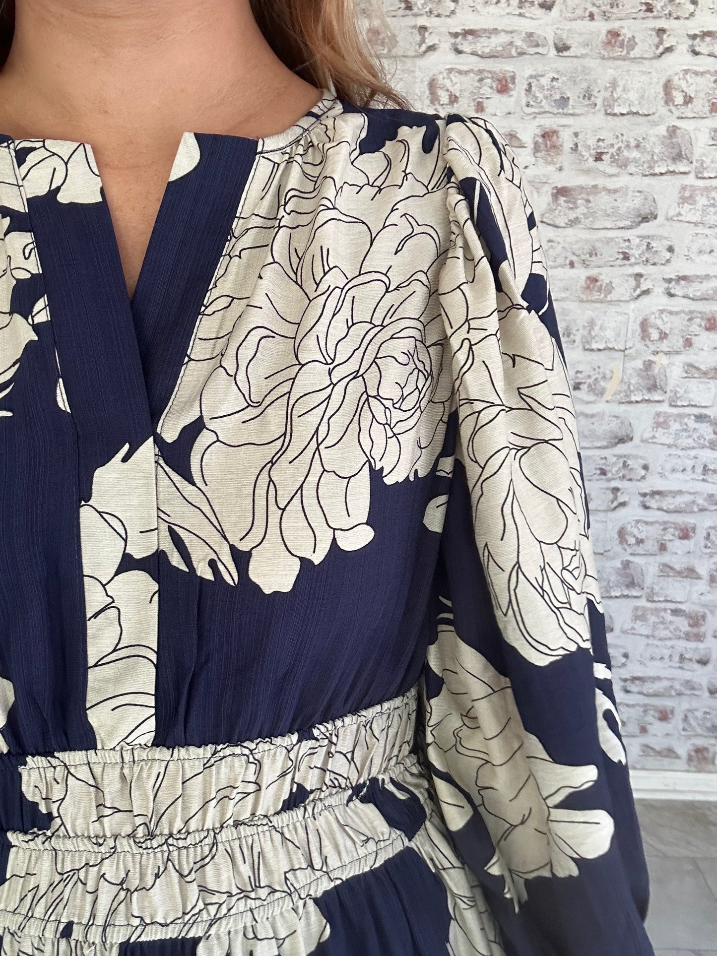 Evening Muse Midi Dress in Navy