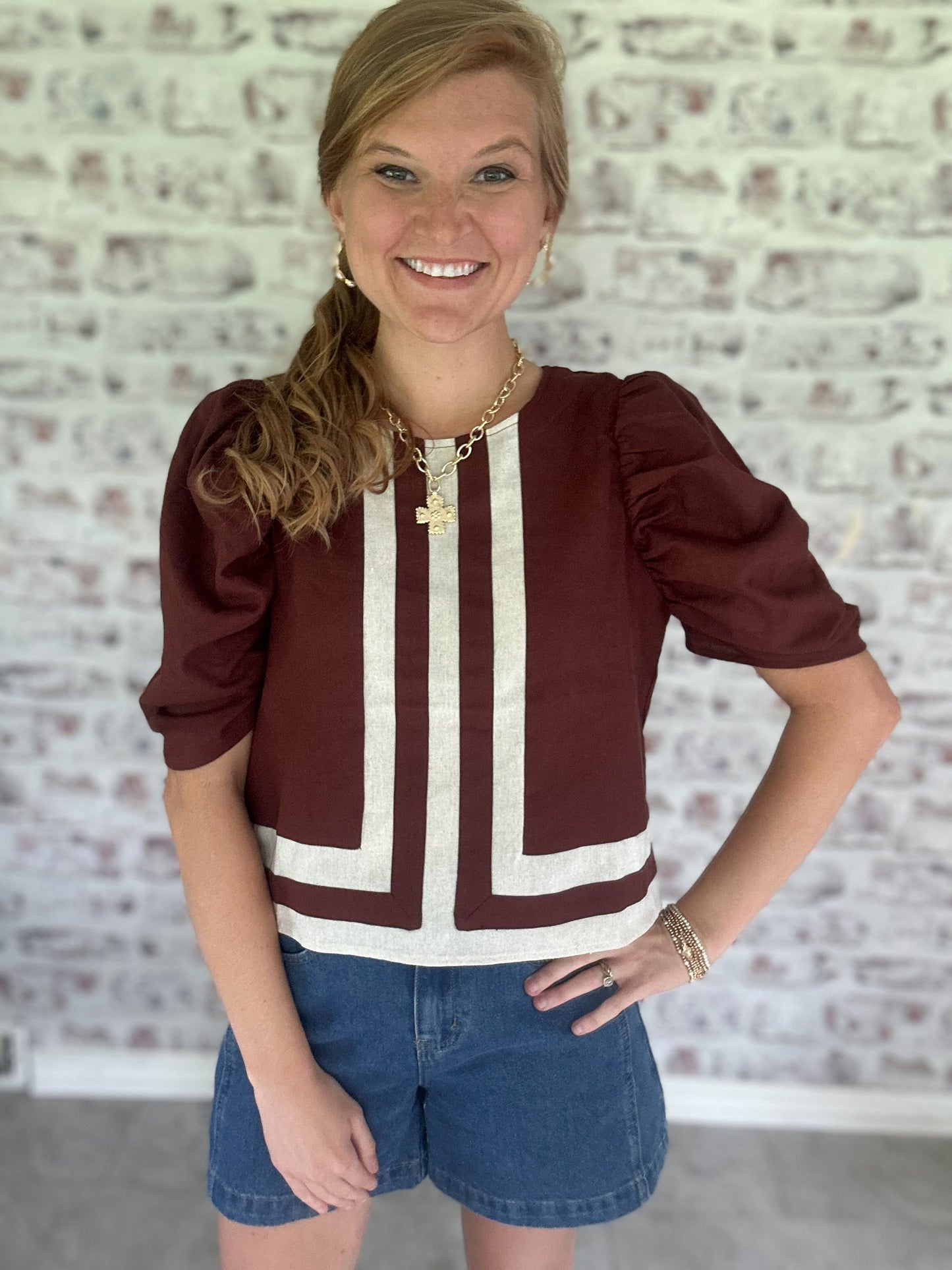 Town & Country Puff Sleeve Blouse in Brown
