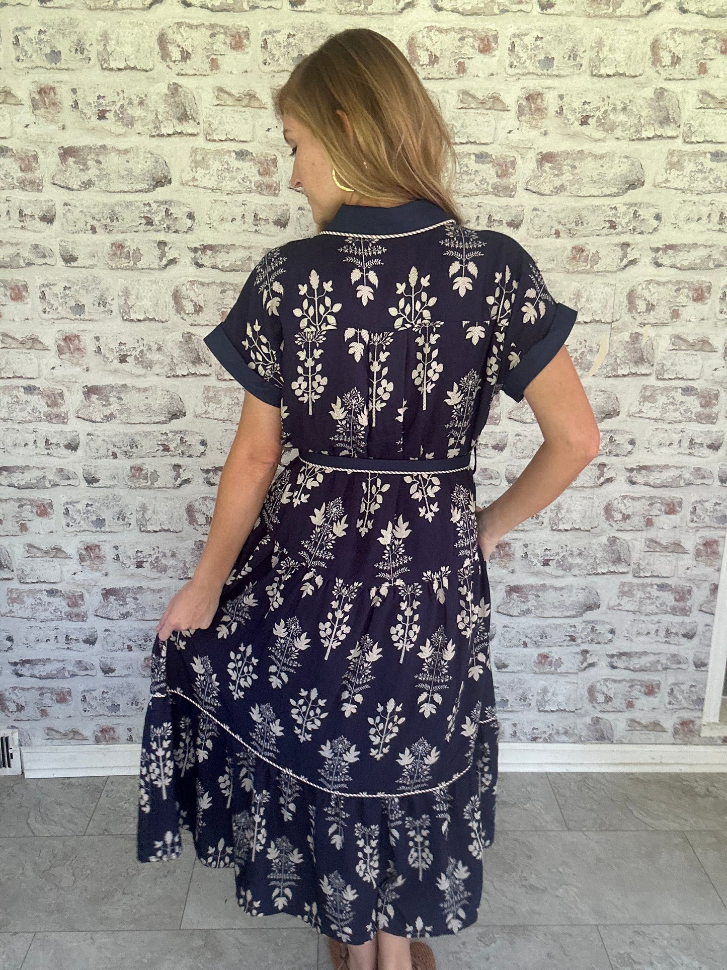 Ellison Row Botanical Collared Midi Dress