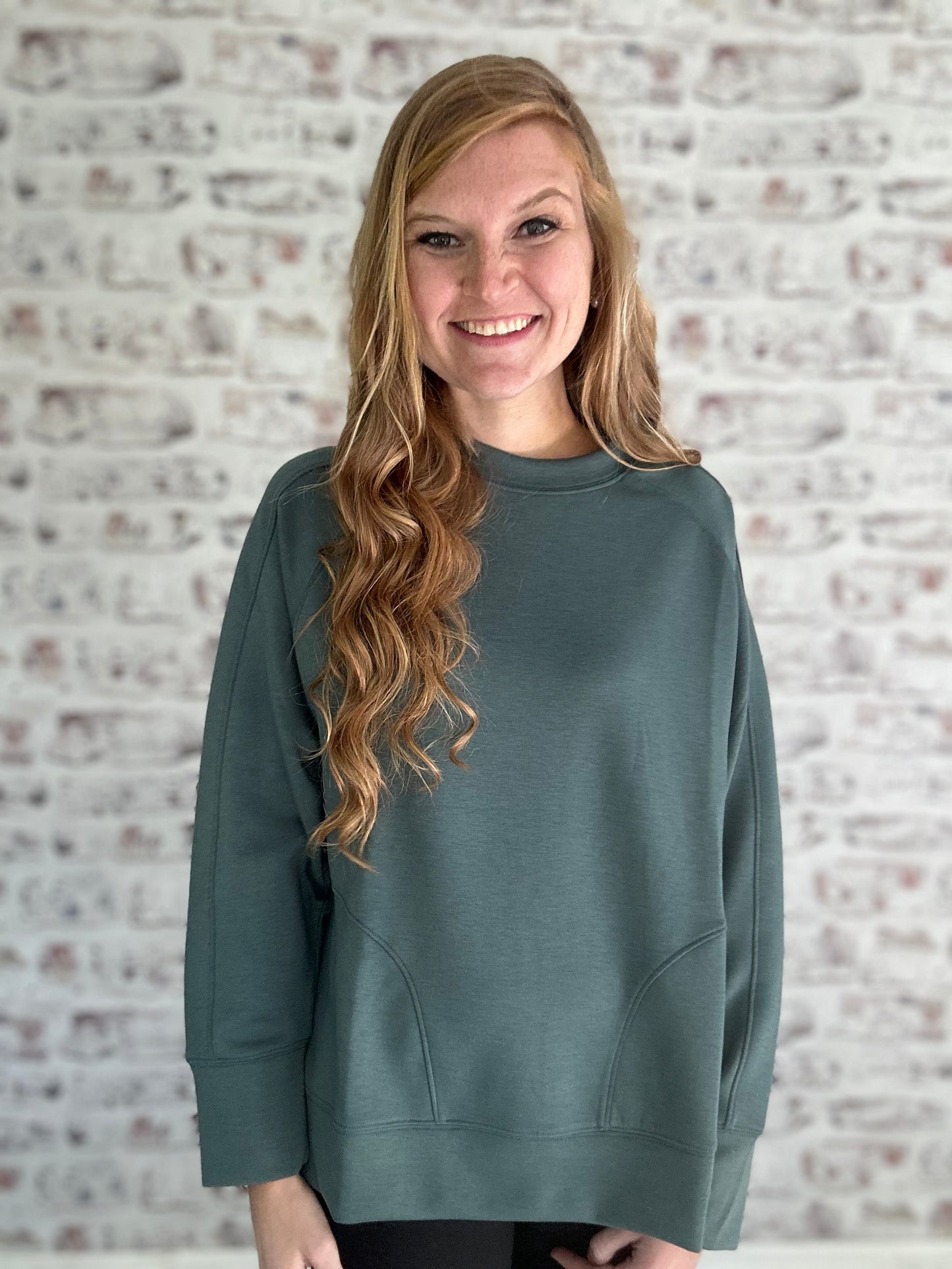 Ultra Classic Pullover in Ash Jade