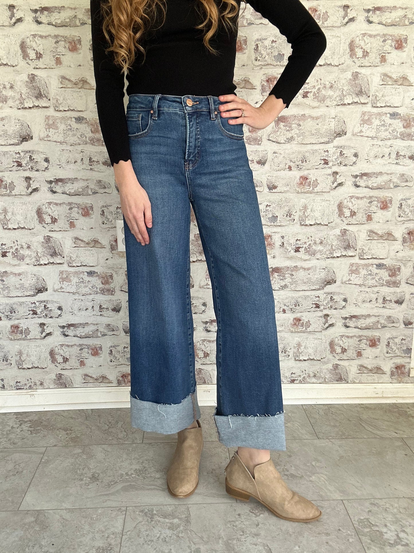 Crop Wide Cuffed Jeans