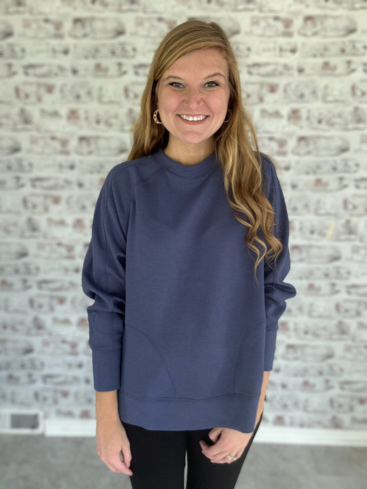 Ultra Classic Pullover in Blue Indigo
