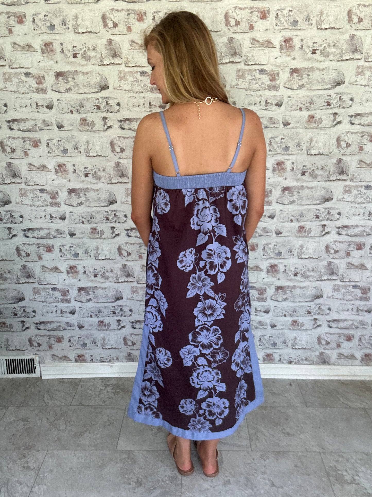 Dinner On Main Contrast Midi Dress