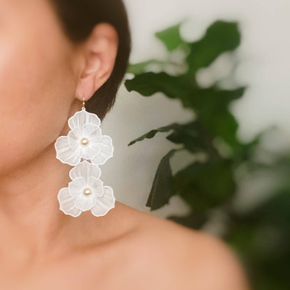Royal Garden Double Bloom Earrings: Noble White